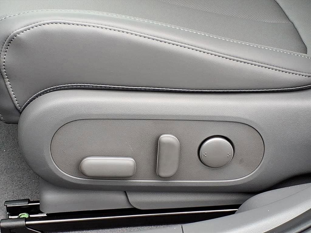 New 2026 Hyundai Ioniq 5 SEL image 14