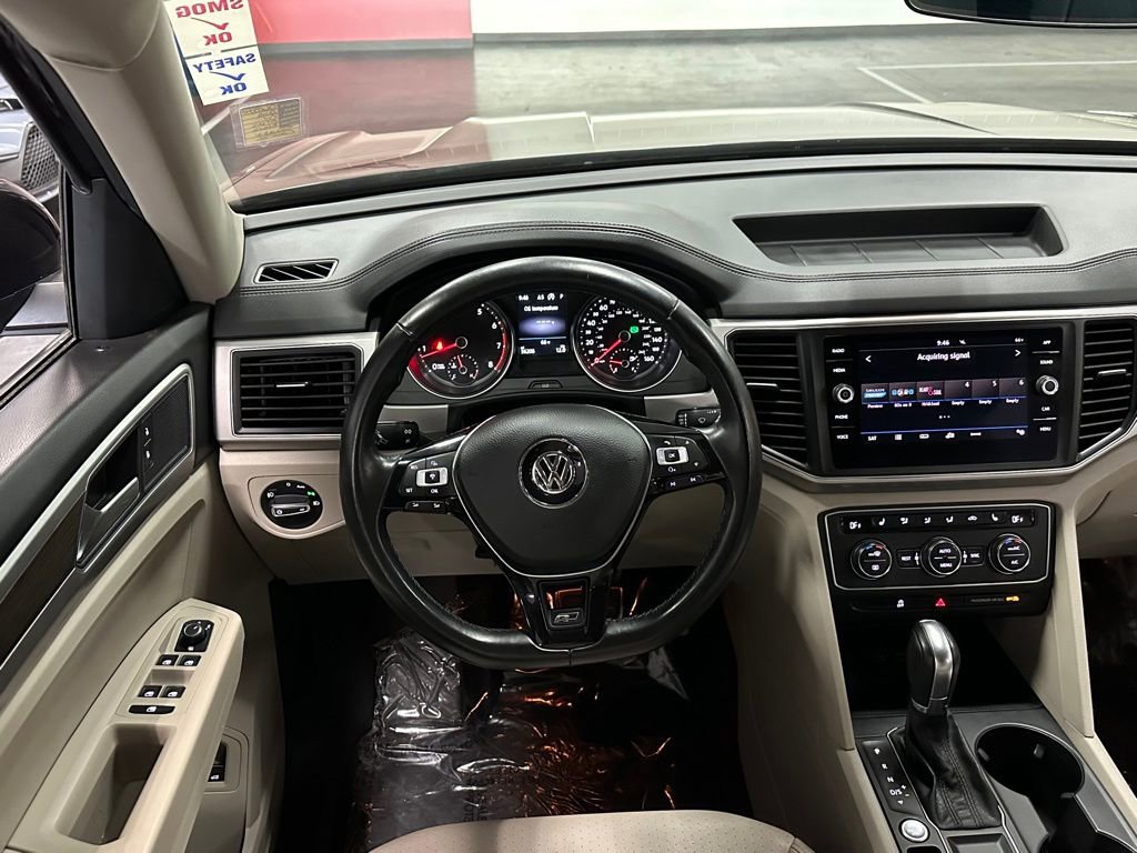 Used 2018 Volkswagen Atlas SE w/ R-Line Package FWD image 24