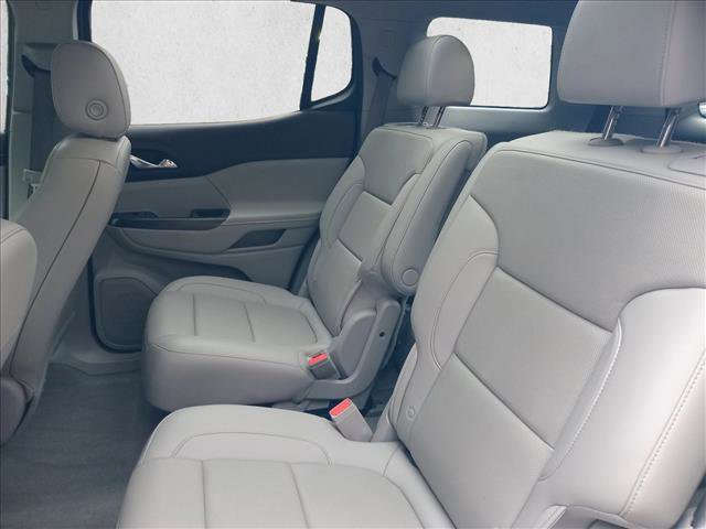 Used 2021 GMC Acadia SLT w/ Preferred Package image 13