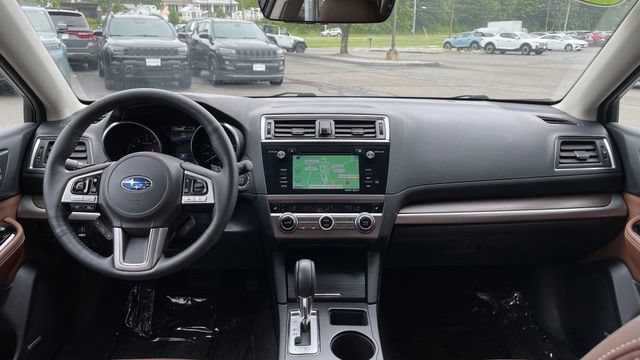 Used 2017 Subaru Outback 3.6R Touring AWD/4WD image 13