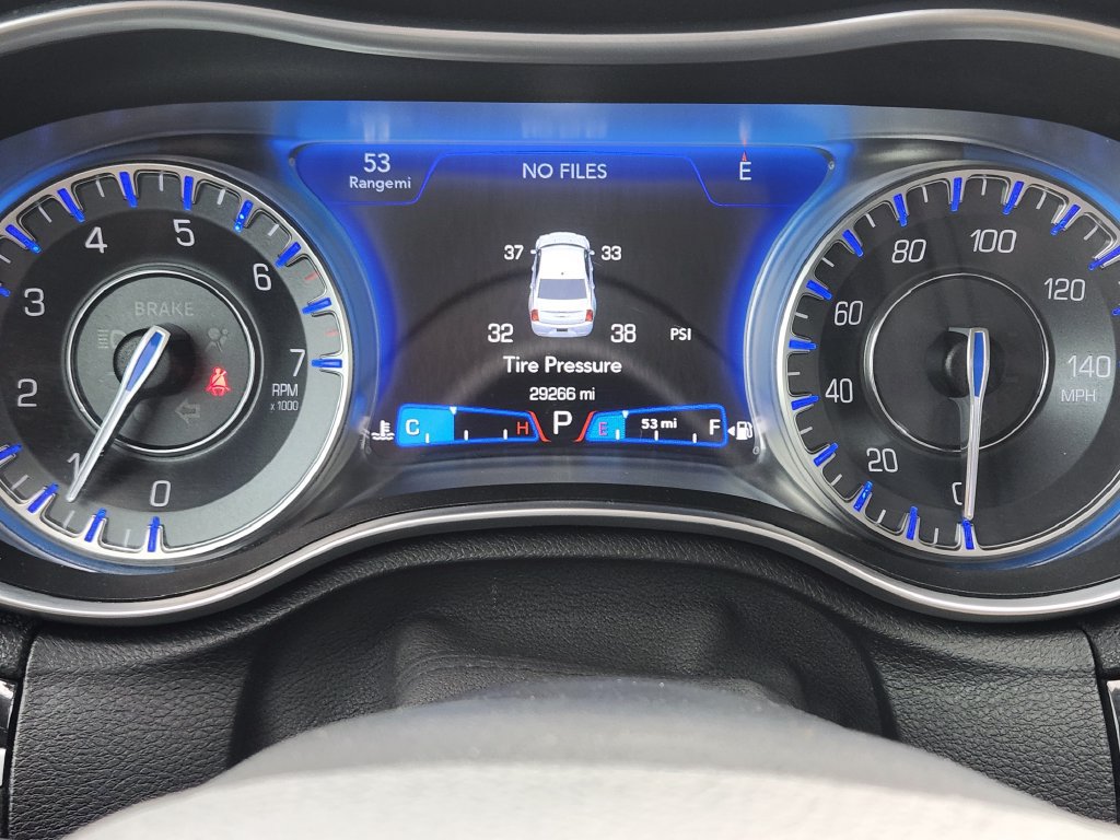 Used 2023 Chrysler 300 Touring w/ Sport Appearance Package RWD image 7