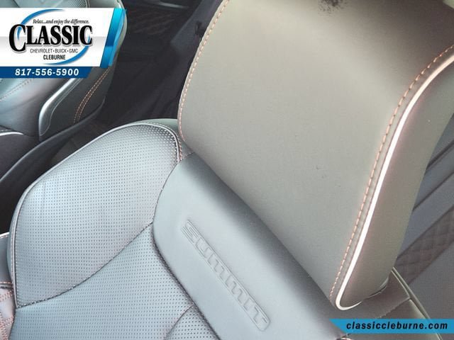 Used 2024 Jeep Grand Cherokee Summit AWD/4WD image 16
