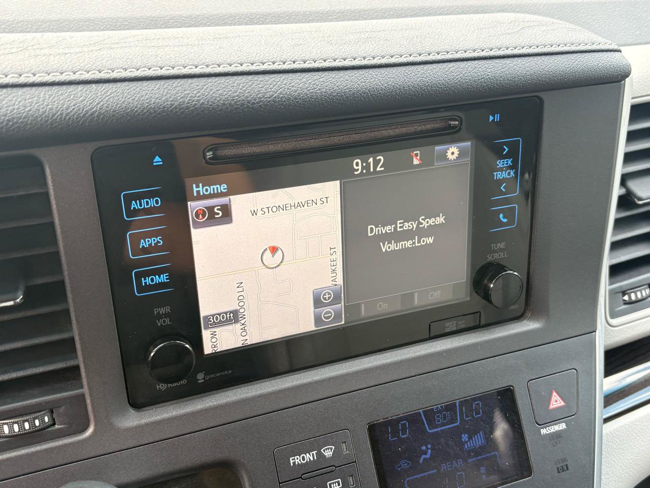 Used 2015 Toyota Sienna XLE w/ XLE Navigation Package FWD image 23