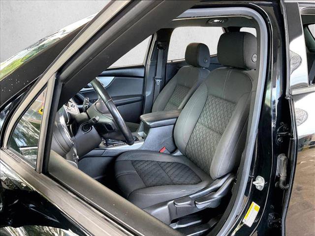 Certified 2019 Chevrolet Blazer L FWD image 23