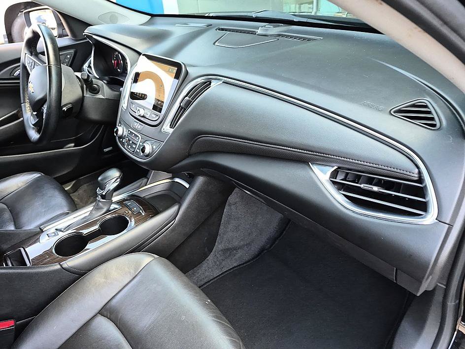 Used 2024 Chevrolet Malibu LT FWD image 35
