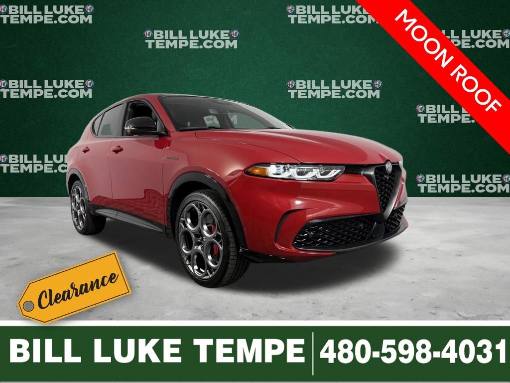 Used 2025 Alfa Romeo Tonale w/ Premium Package AWD/4WD image 1