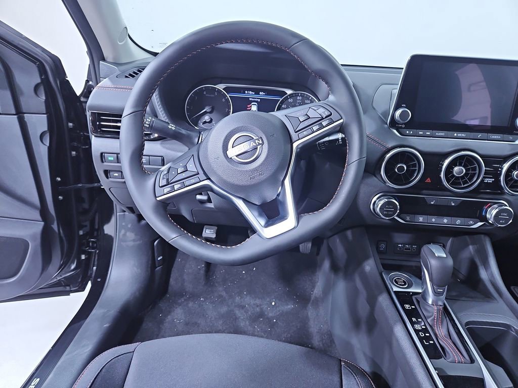 New 2025 Nissan Sentra SR w/ Midnight Edition image 14