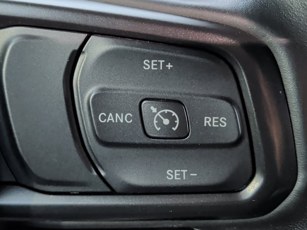 Used 2021 Jeep Wrangler Unlimited Sport AWD/4WD image 13