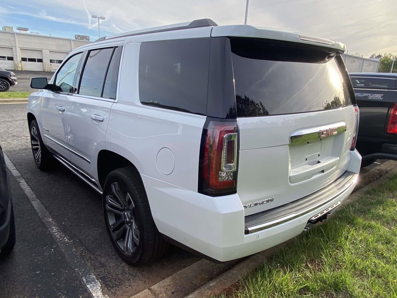 Used 2019 GMC Yukon Denali w/ Denali Ultimate Package image 5
