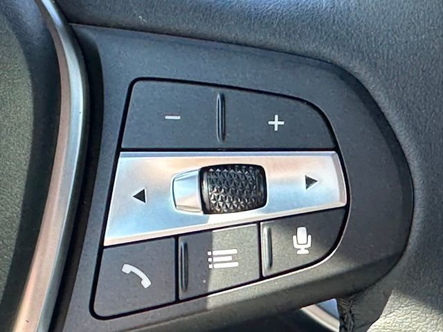 Used 2026 BMW X5 xDrive40i w/ Premium Package image 16