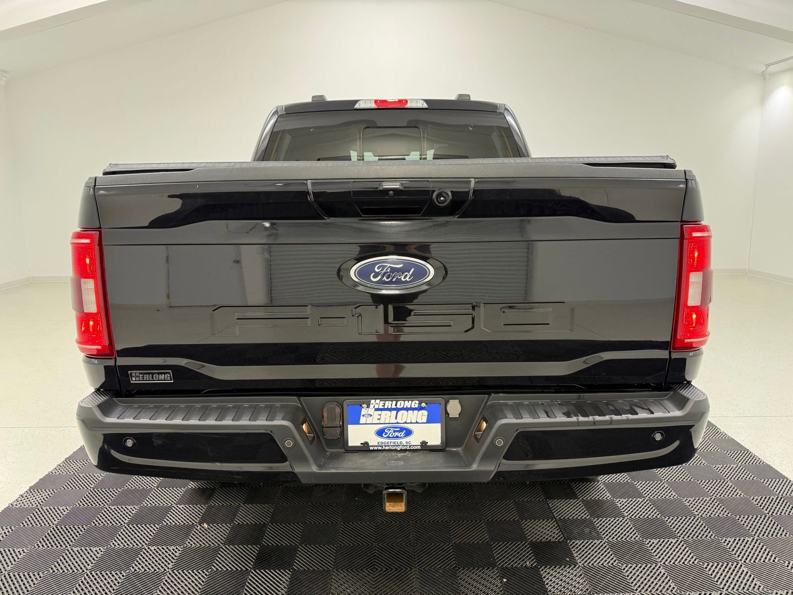Used 2023 Ford F150 XLT w/ Equipment Group 302A High AWD/4WD image 5