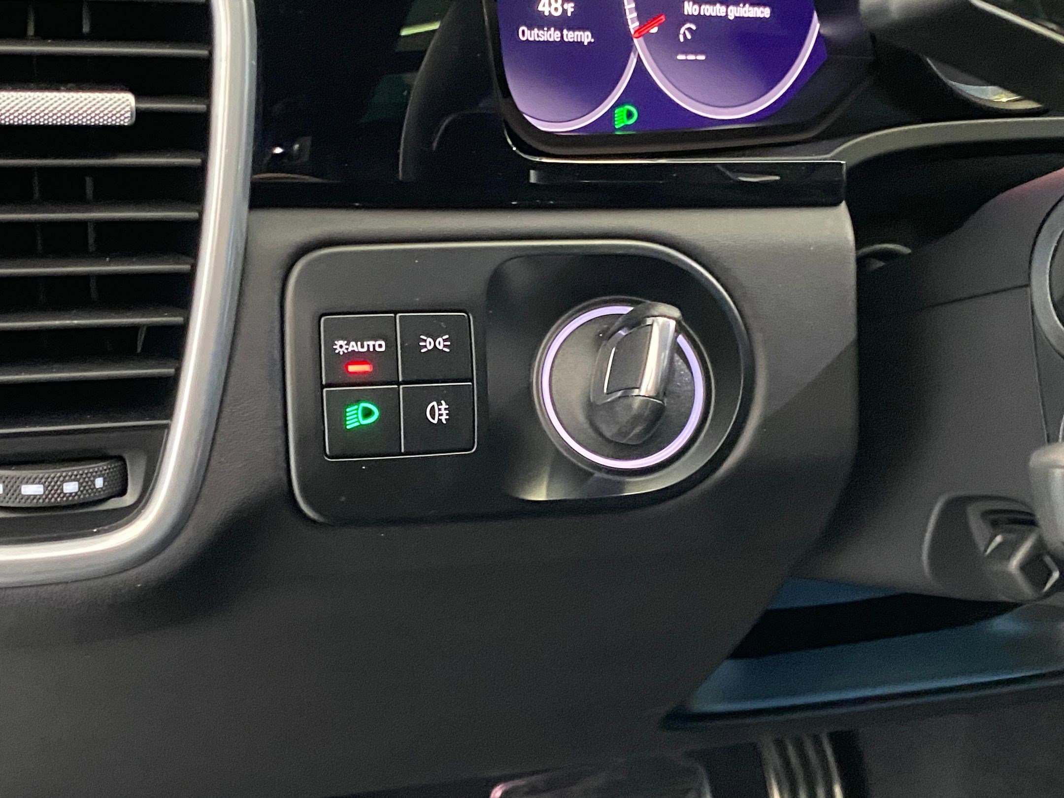 Certified 2023 Porsche Cayenne Turbo image 38