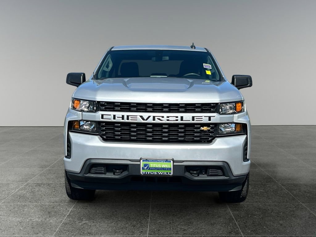 Used 2020 Chevrolet Silverado 1500 Custom w/ Custom 2.7L Value Package AWD/4WD image 3
