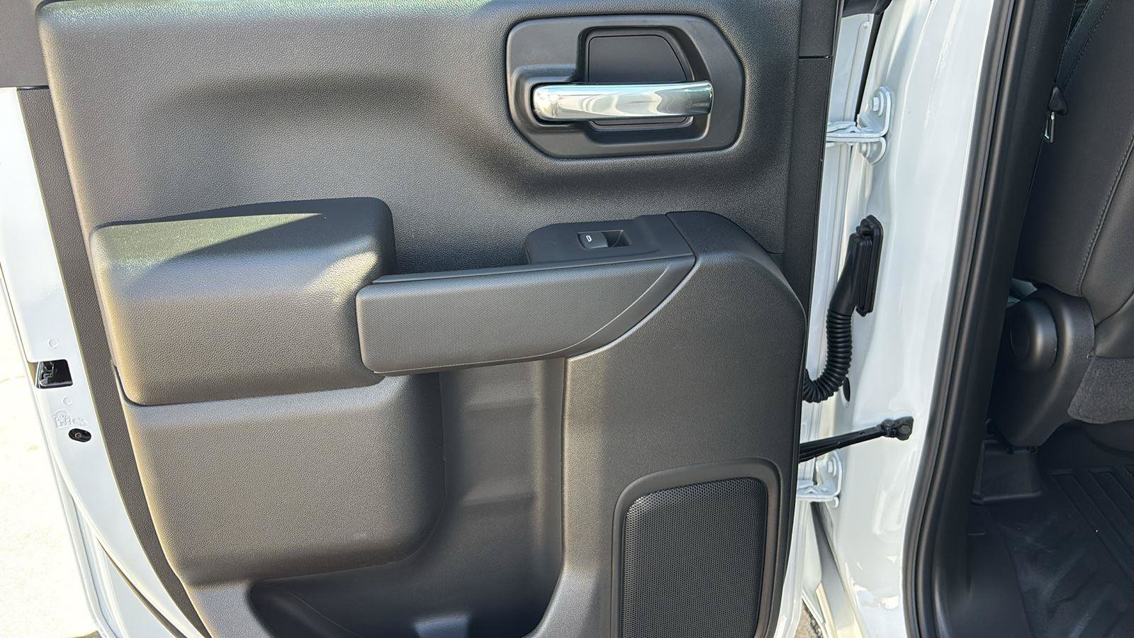 New 2026 GMC Sierra 2500 Pro RWD image 18