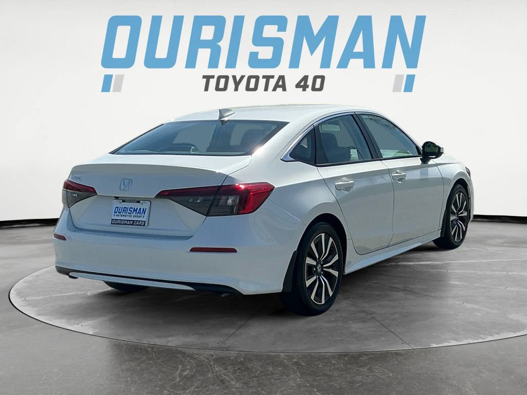 Used 2024 Honda Civic EX image 7