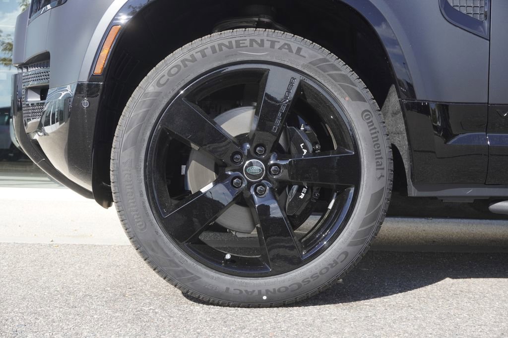 New 2025 Land Rover Defender 110 V8 image 33