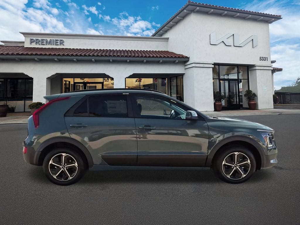 New 2026 Kia Niro EX w/ EX Premium Package FWD image 9