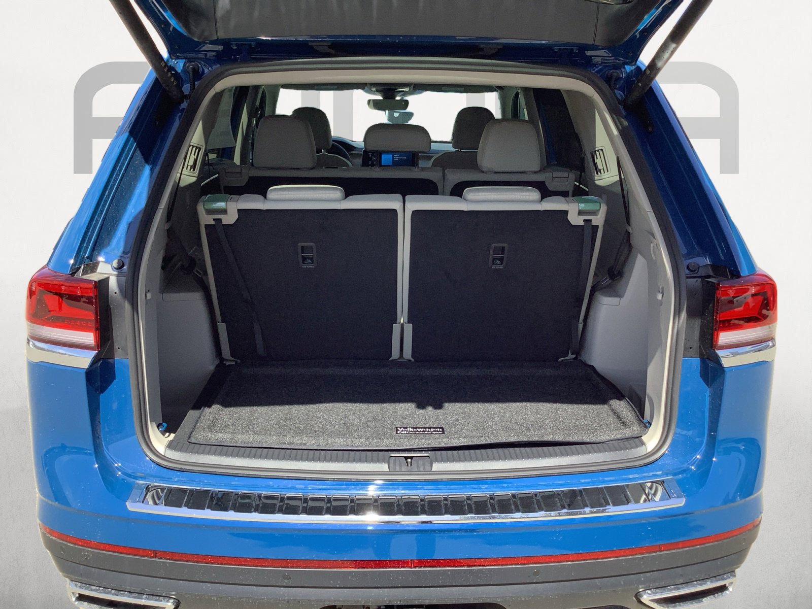 New 2025 Volkswagen Atlas SE image 10