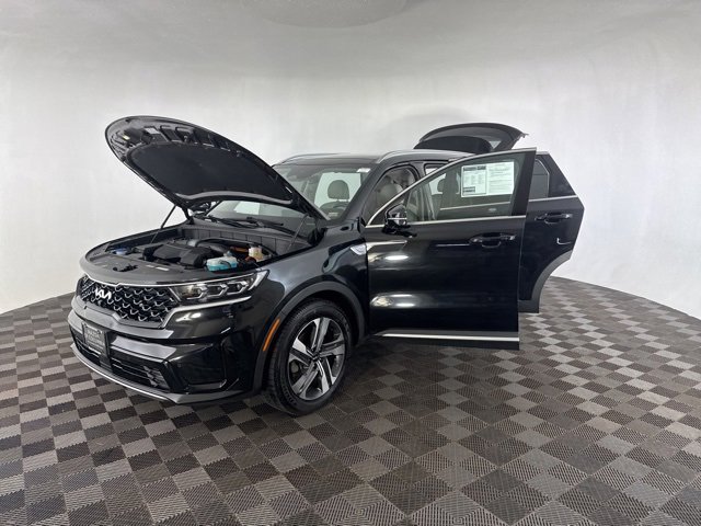 Used 2023 Kia Sorento SX Prestige image 16