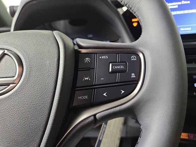 New 2026 Lexus UX 300h AWD image 23