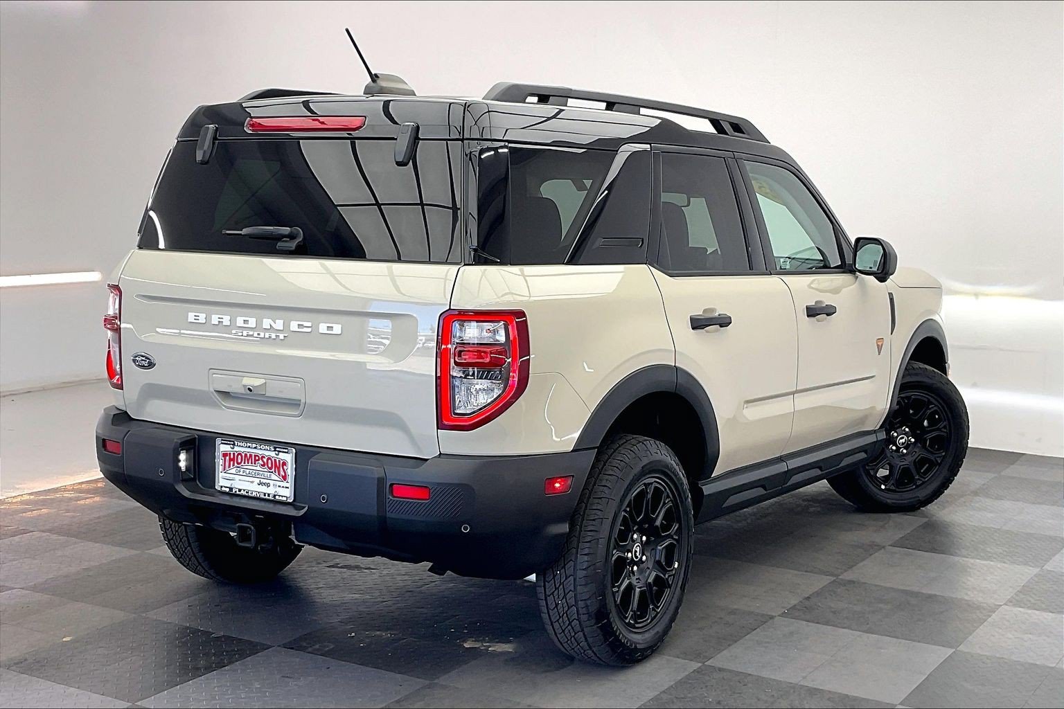 Used 2025 Ford Bronco Sport Badlands AWD/4WD image 13