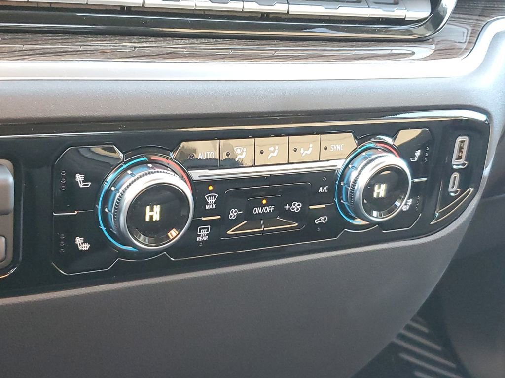 New 2026 GMC Sierra 1500 Elevation image 34