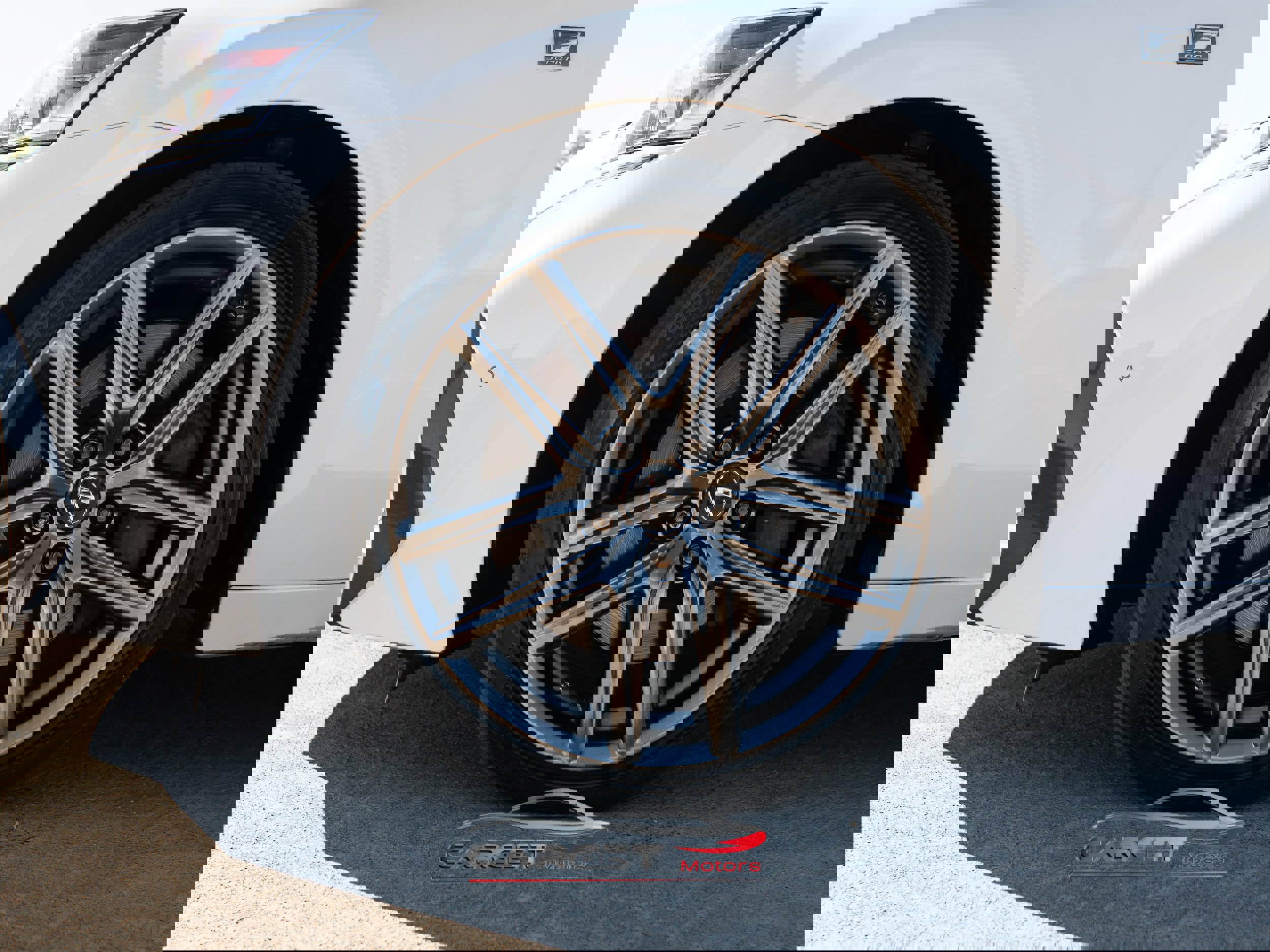 Used 2020 Lexus IS 300 F Sport w/ F Sport Package image 9