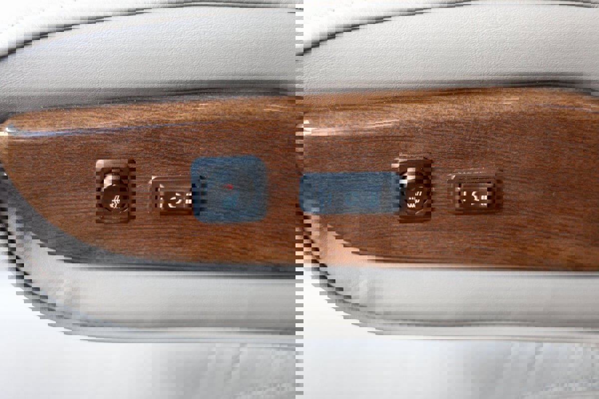 Used 2016 GMC Savana 2500 image 9