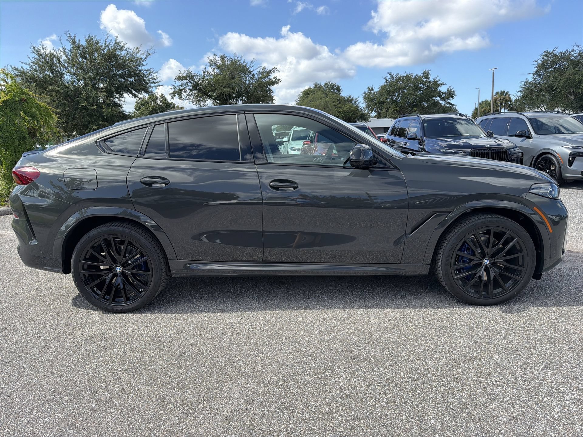 New 2027 BMW X6 xDrive40i AWD/4WD image 3