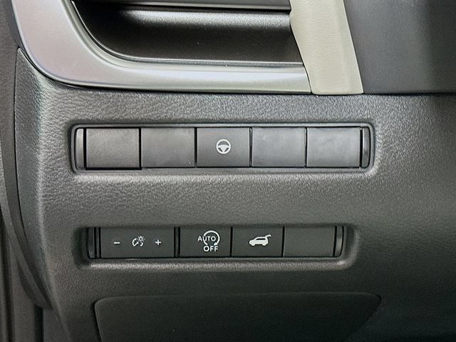 New 2026 Nissan Rogue Dark Armor AWD/4WD image 18