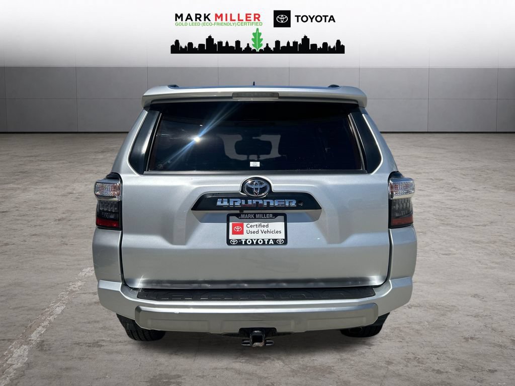Certified 2019 Toyota 4Runner TRD Off-Road AWD/4WD image 4