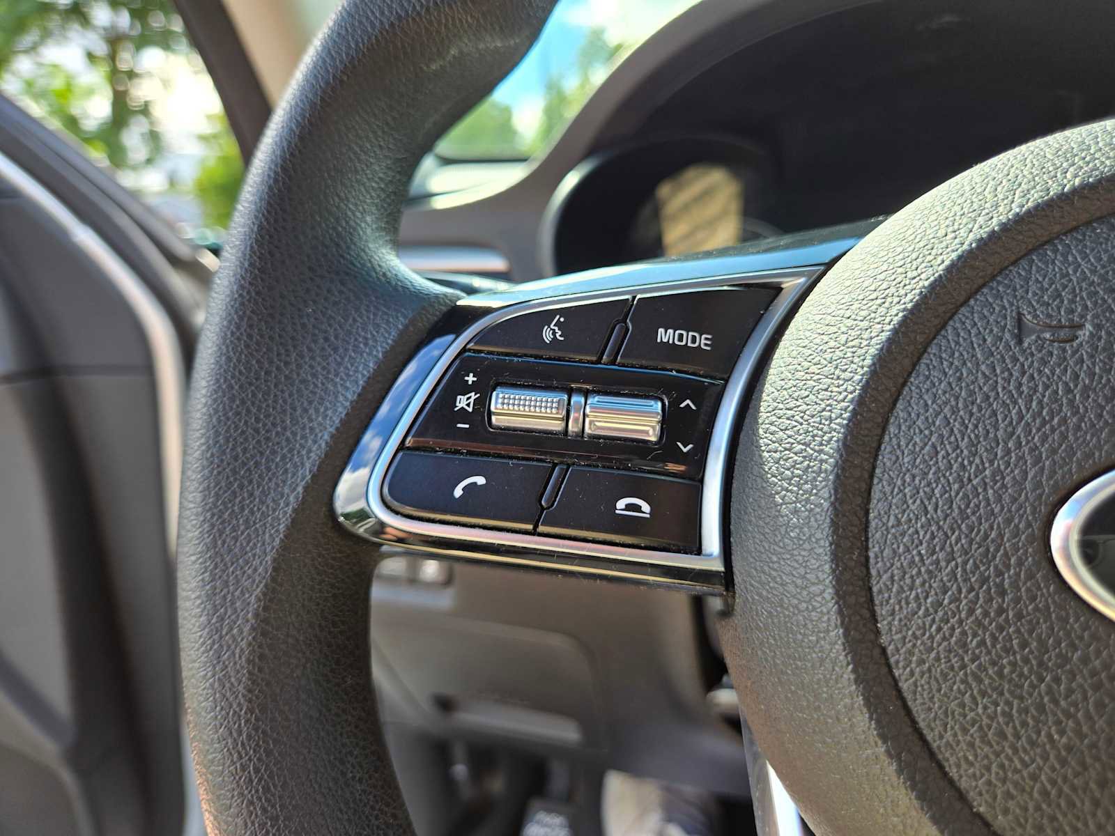 Used 2020 Kia Optima LX FWD image 29