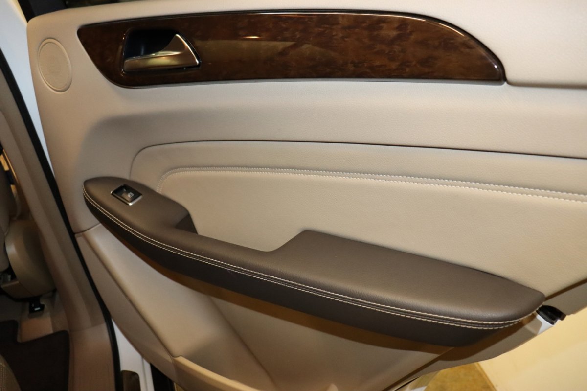 Used 2015 Mercedes-Benz ML 250 BlueTEC 4MATIC image 31