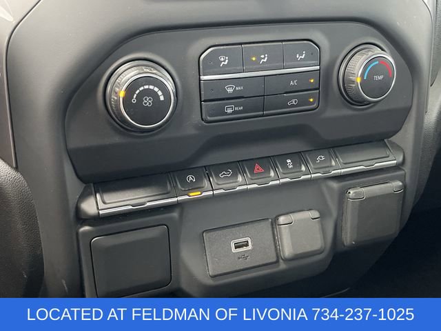 Used 2020 Chevrolet Silverado 1500 Custom w/ Custom Value Package image 16