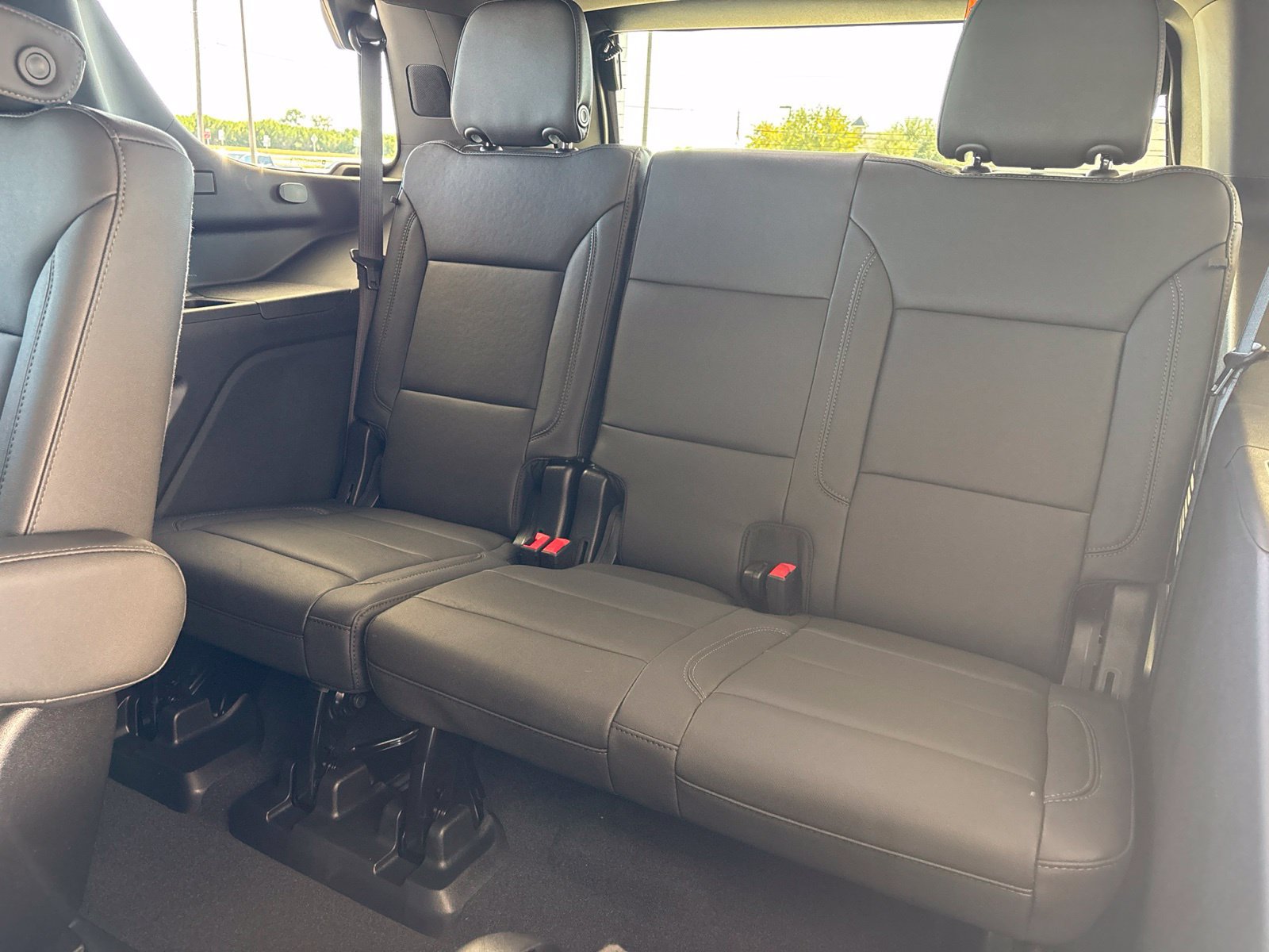 New 2027 Chevrolet Tahoe LT w/ Comfort Package RWD image 18