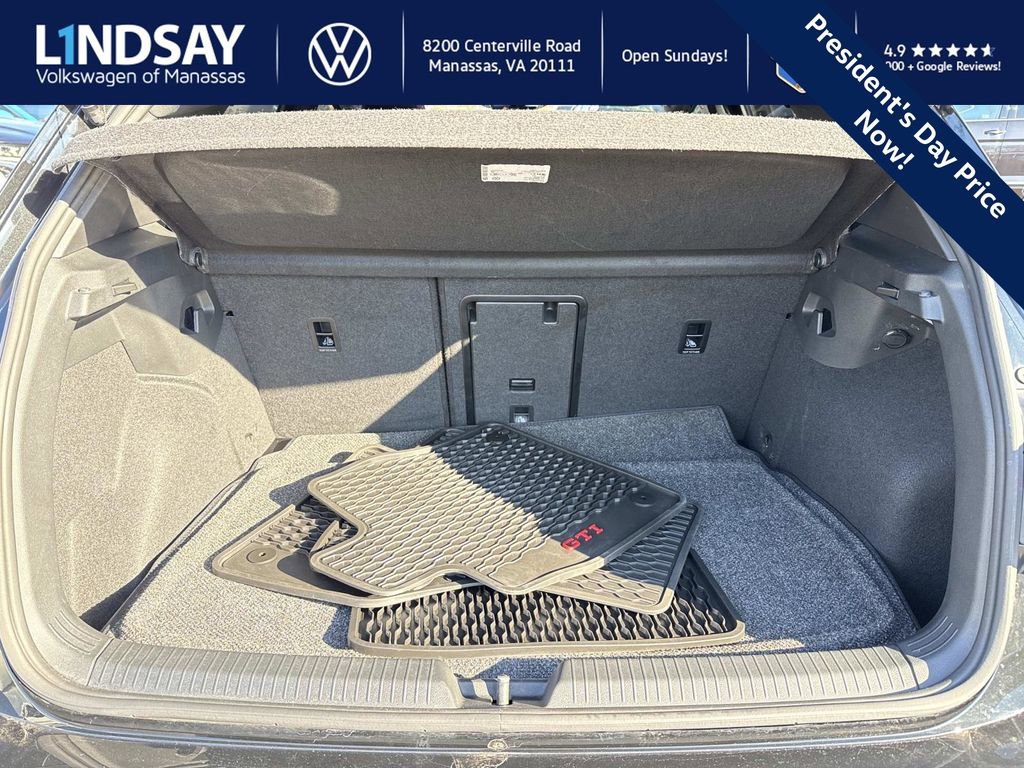 Used 2024 Volkswagen GTI SE image 11