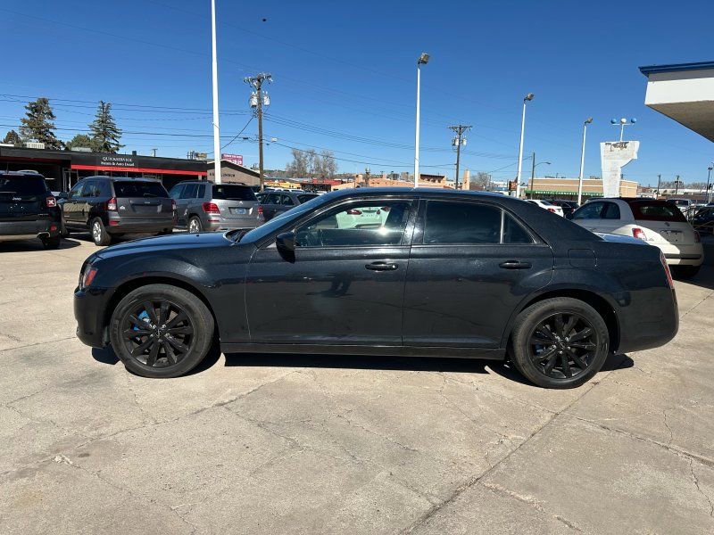Used 2014 Chrysler 300 S AWD/4WD image 4