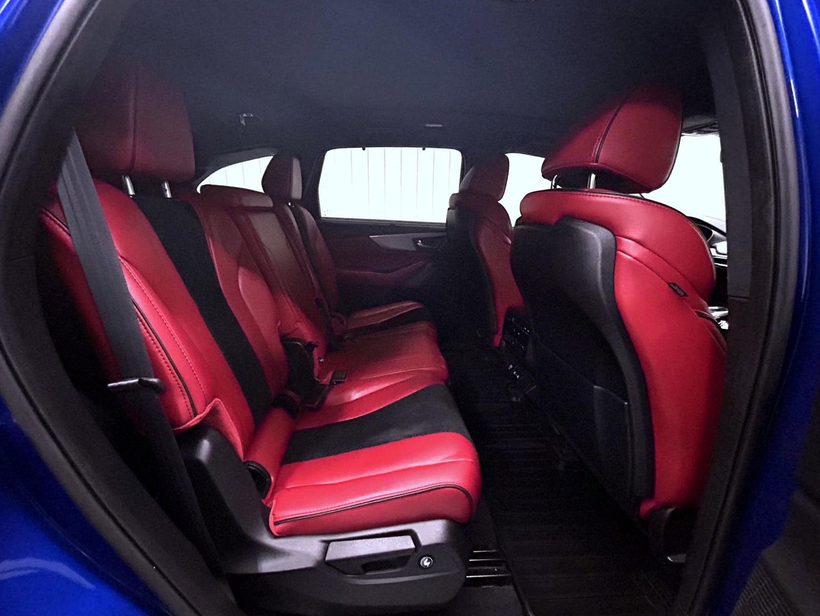 Used 2022 Acura MDX A-Spec image 18