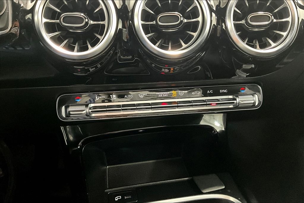 Used 2022 Mercedes-Benz A 220 image 31