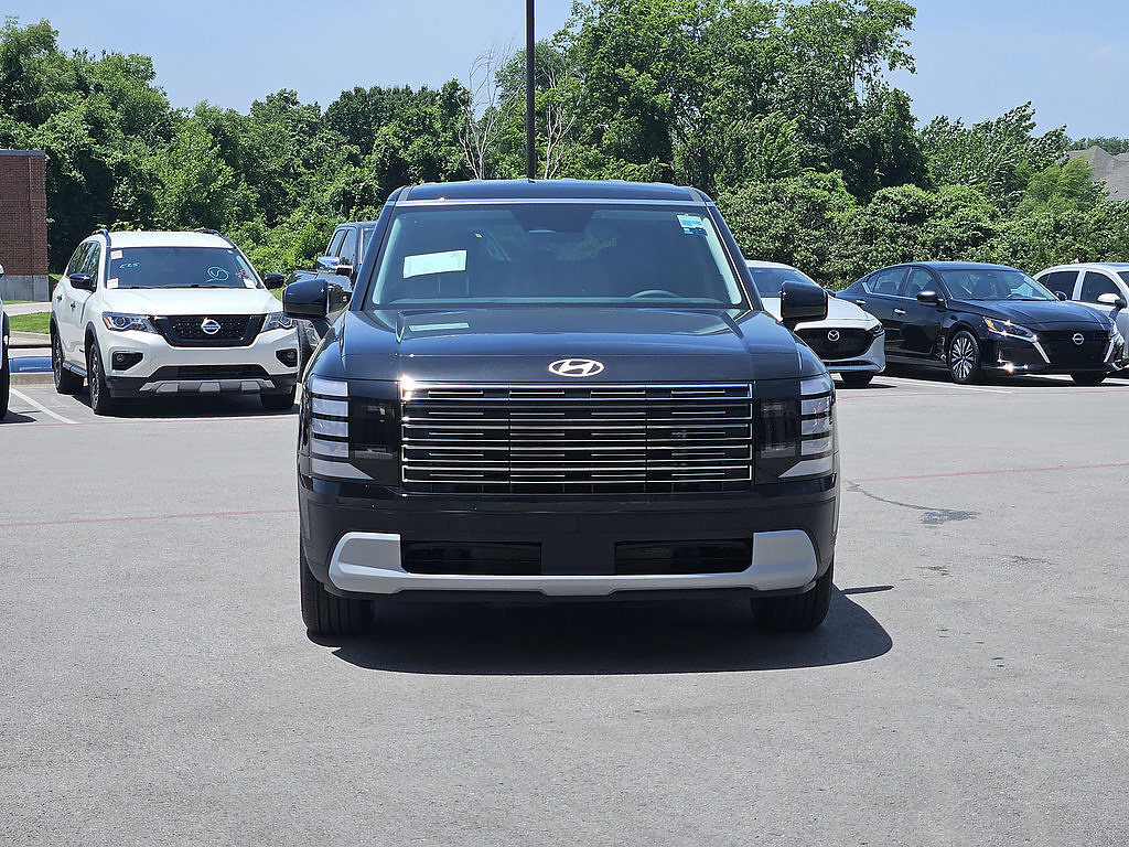 New 2026 Hyundai Palisade SE FWD image 2