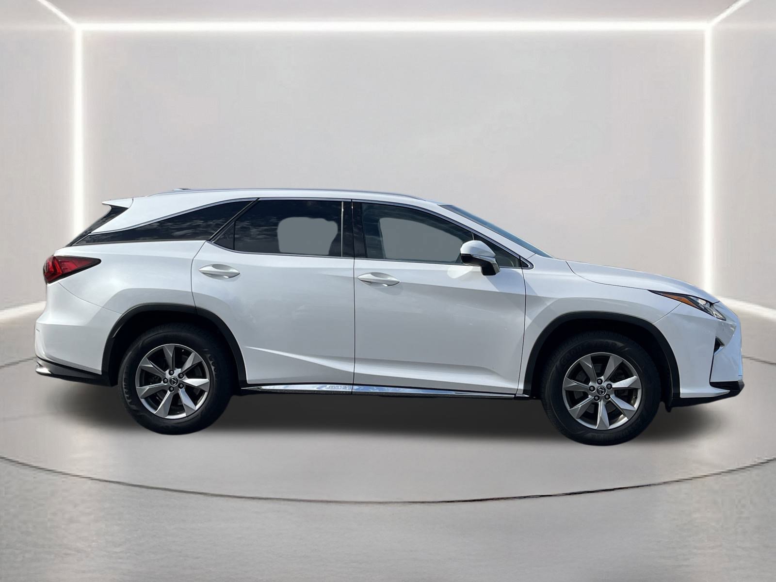 Used 2019 Lexus RX 350L AWD image 32