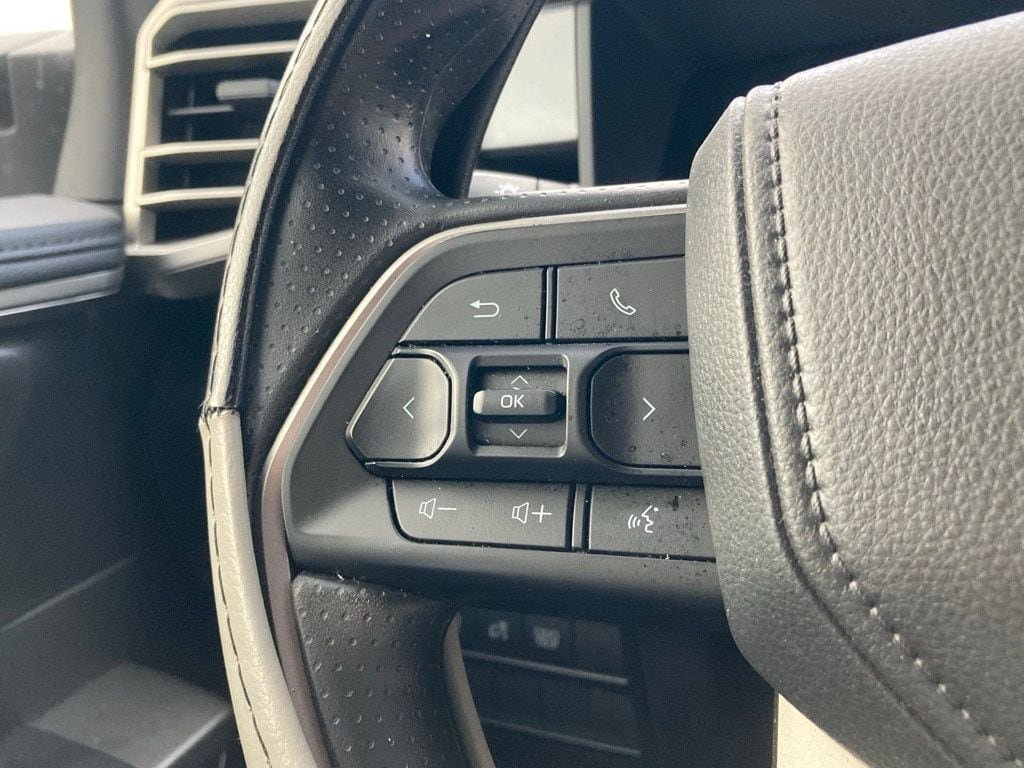 Used 2025 Toyota Tundra SR5 image 13