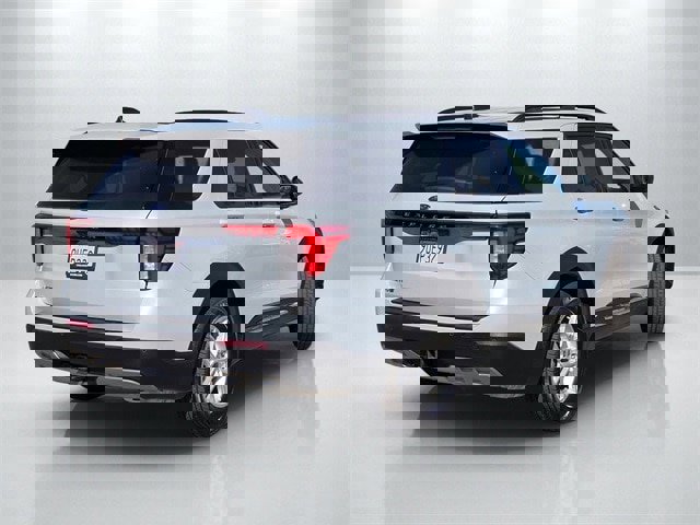 Certified 2025 Ford Explorer Active w/ Active Comfort Package image 4