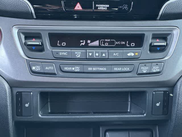 Used 2022 Honda Pilot Sport image 14