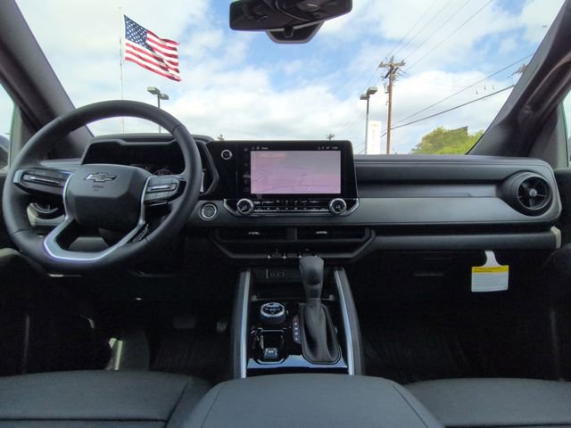 New 2026 Chevrolet Colorado Trail Boss AWD/4WD image 2