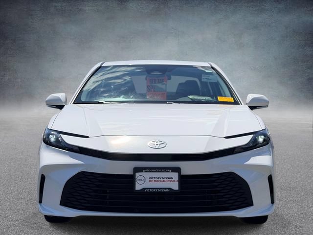 Used 2026 Toyota Camry LE FWD image 6