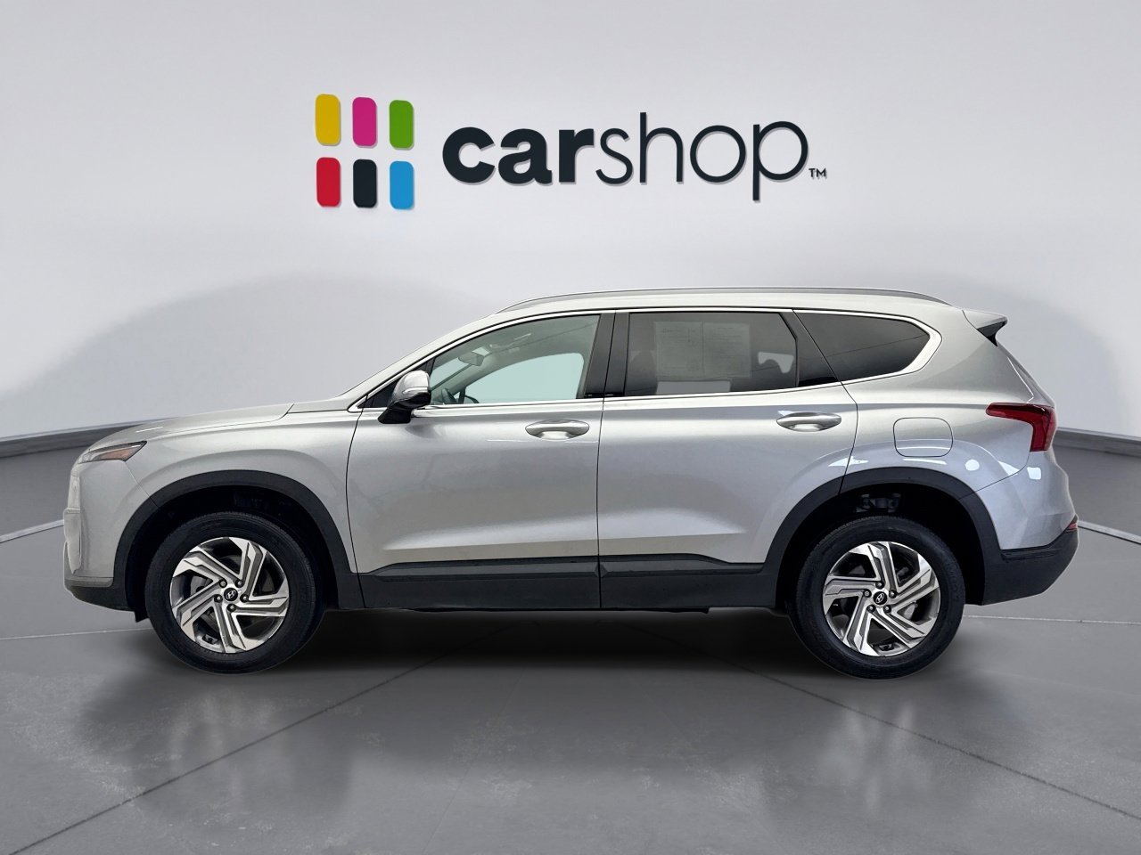 Used 2023 Hyundai Santa Fe SEL image 2