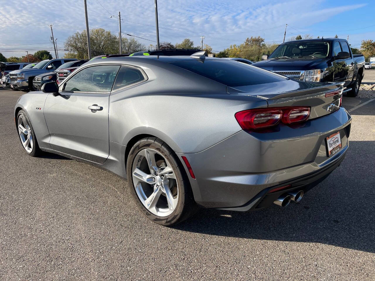 Used 2020 Chevrolet Camaro LT RWD image 3