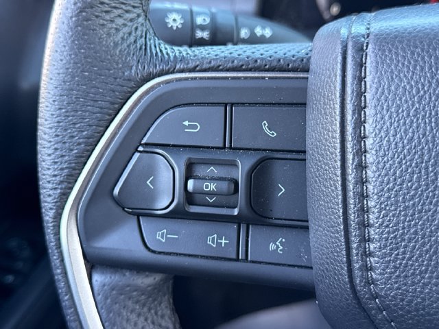 Used 2025 Toyota Tacoma TRD Off-Road AWD/4WD image 41