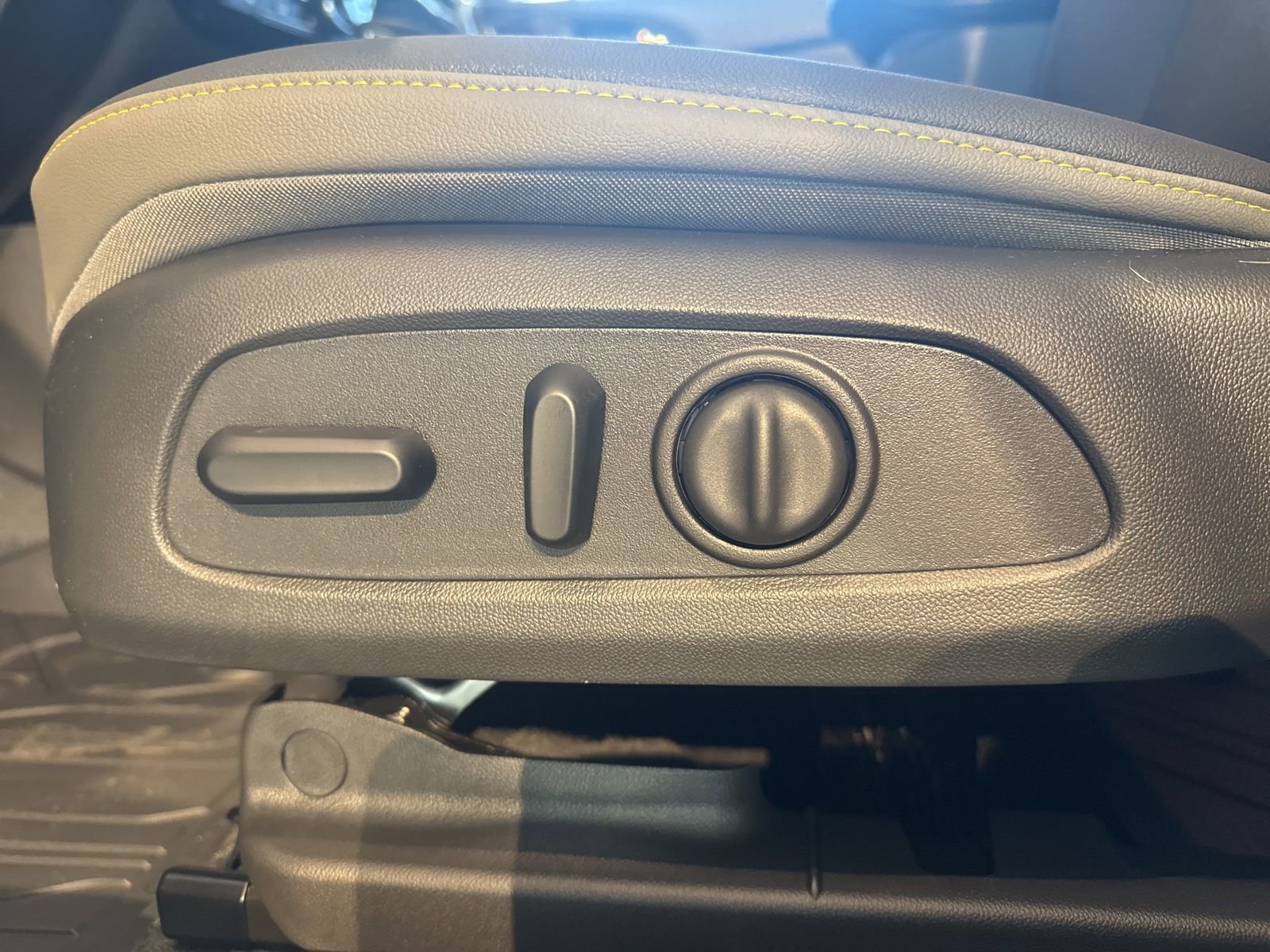 New 2026 Chevrolet Trax ACTIV w/ Driver Confidence Package image 17